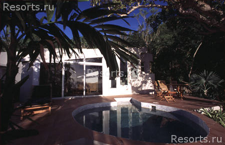 Nail Bay Resort Community 9